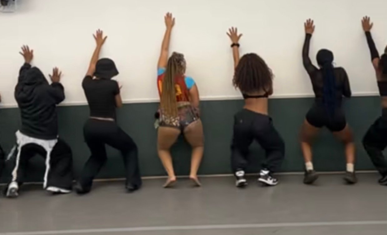 Moliy – Body Go (Feat. Tyla) Instrumental Beats